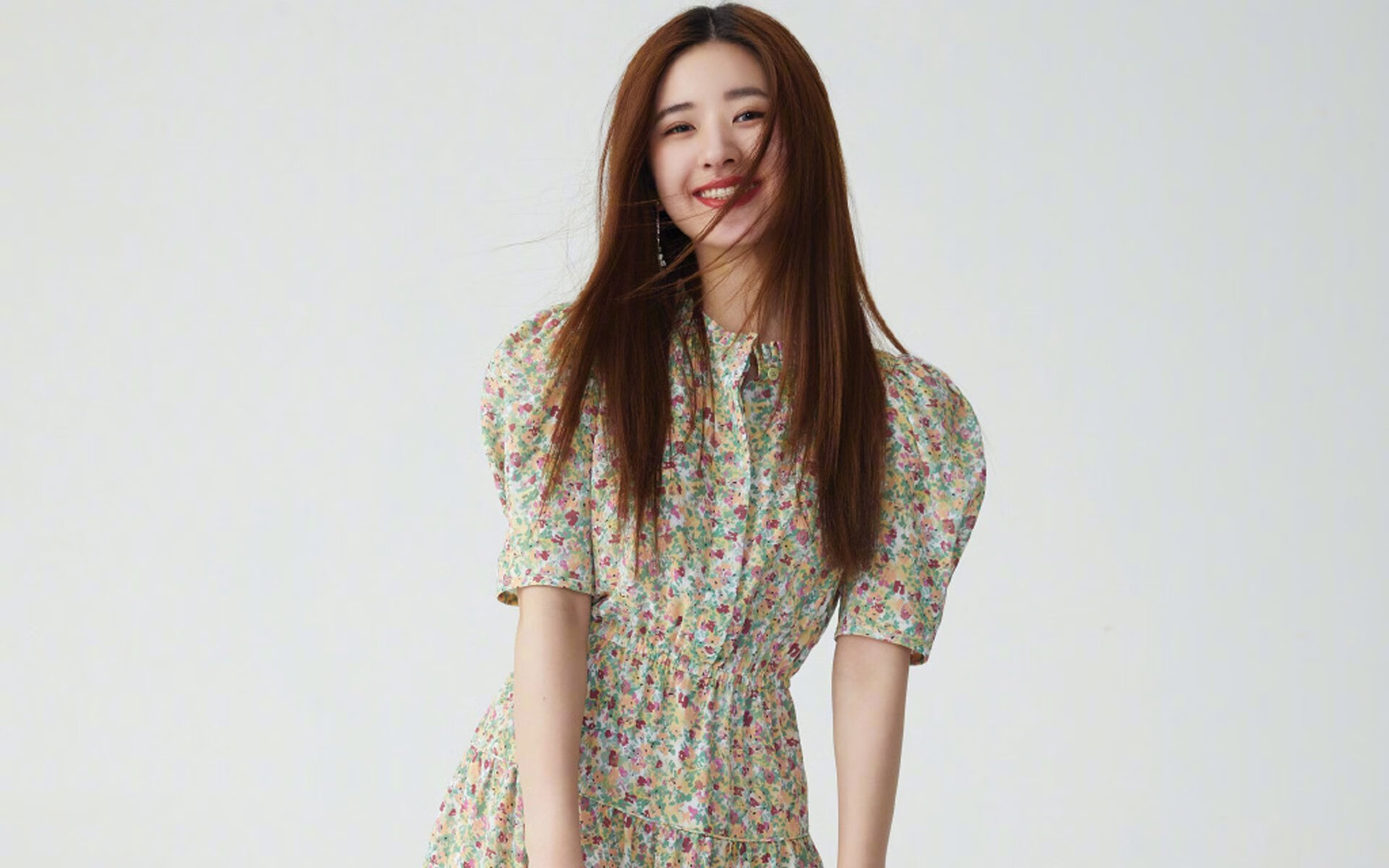 开云体育足球-全黑队的防守策略严密且迅速反击，形成致命打击，全黑球衣什么意思  第2张