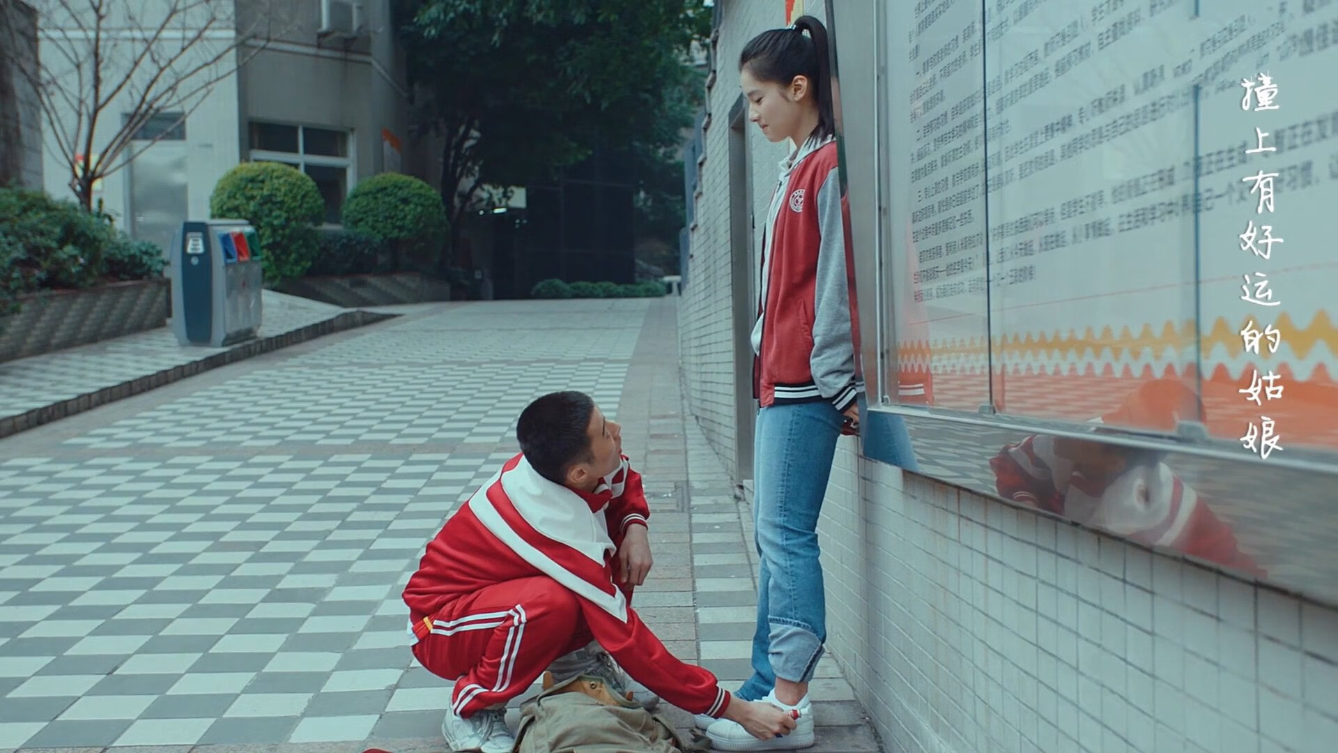 开云体育足球-全黑队的防守策略严密且迅速反击，形成致命打击，全黑球衣什么意思  第3张